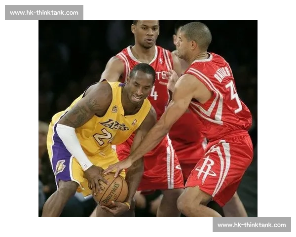零九年火箭湖人季后赛对决姚麦带伤死磕紫金王朝经典七场精神之战
